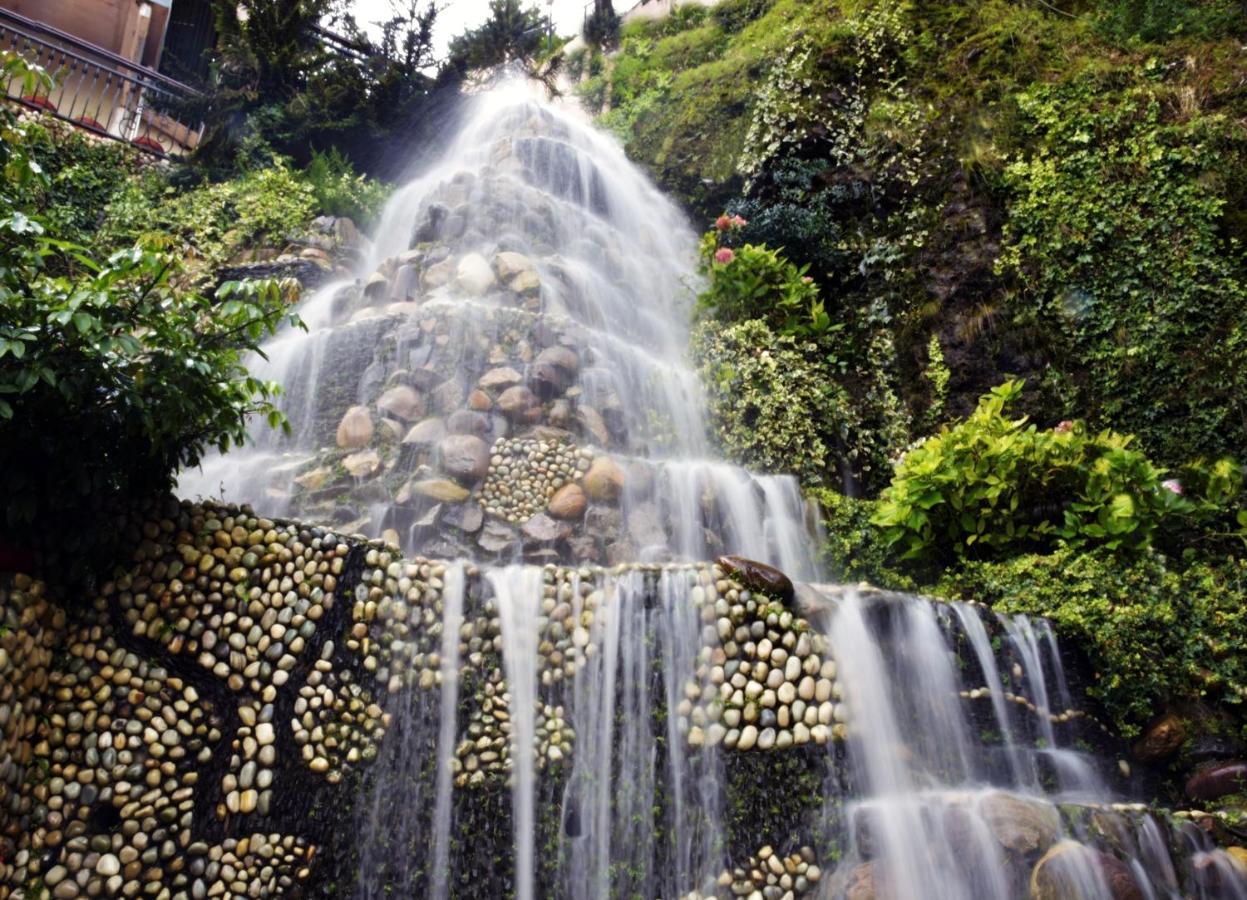 Madhuban Sarovar Portico Mussoorie Bagian luar foto